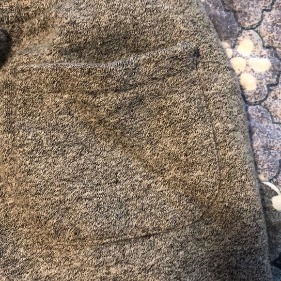 Boys sweats size 5/6 - Picture 3 of 4